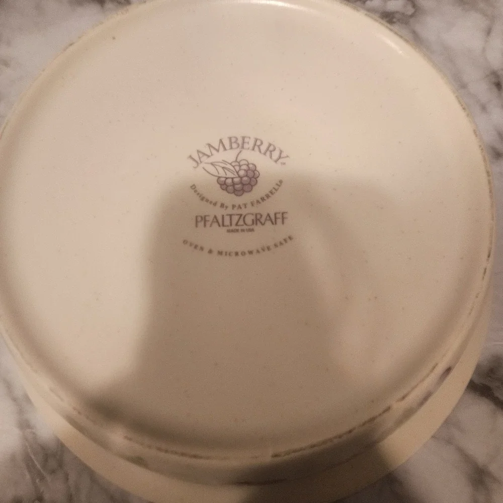 Pfaltzgraff Grapevine Stoneware Baking Dishes‎ – Set of 2, Mixed Sizes